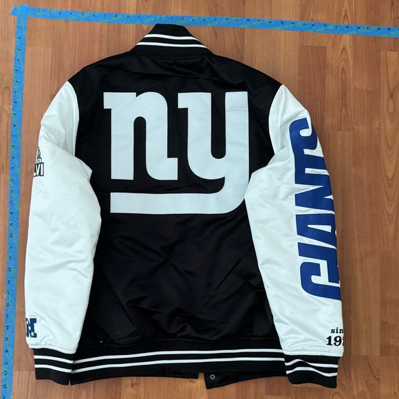 Mitchell & Ness NFL Team Origins Jacket. New York Giants - Picture 2 of 6